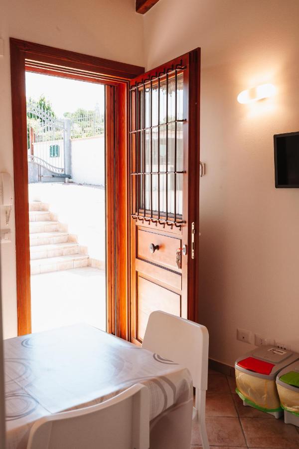 Magnolia Rooms Civitavecchia Exterior photo